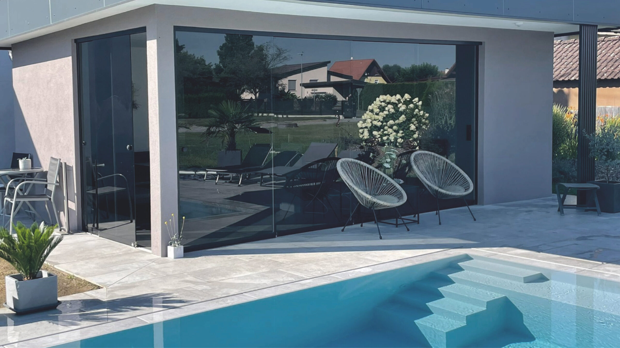 GlasCorner-Sommergarten-Poolhaus